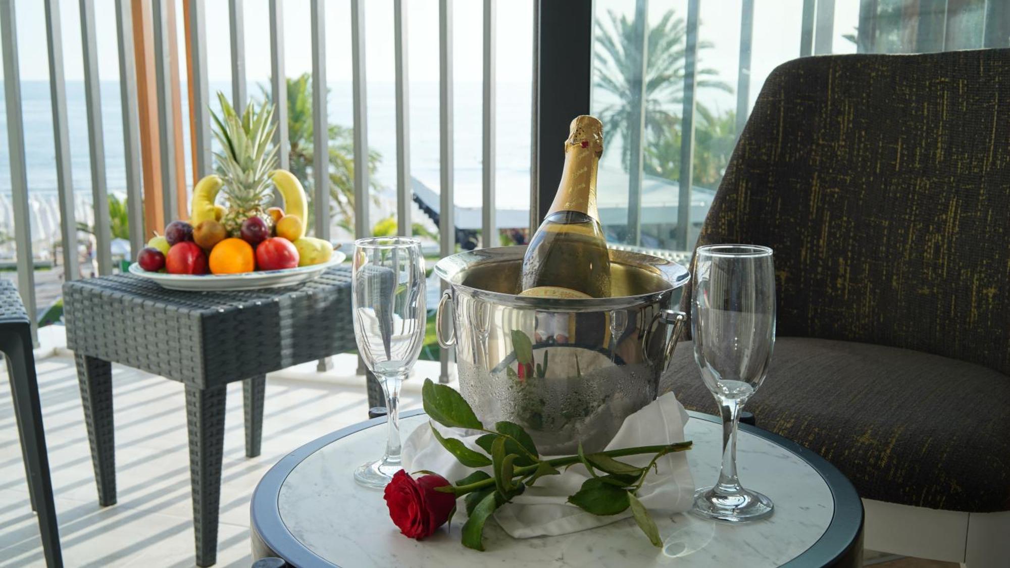 Otel The Raga Ultra (adults Only)